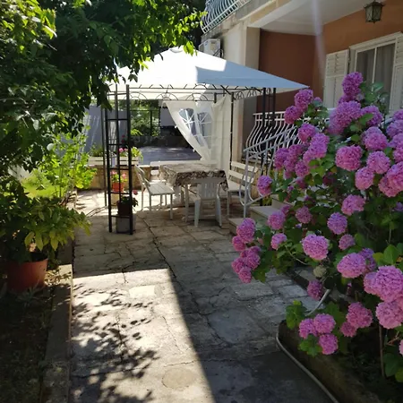 Renata Mare Apartment