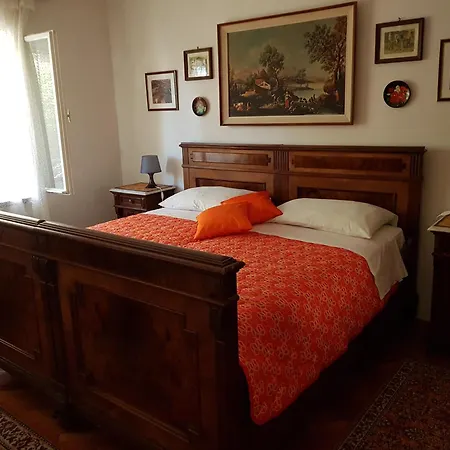 Renata Mare Apartment