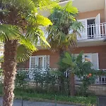 Renata Mare Apartman